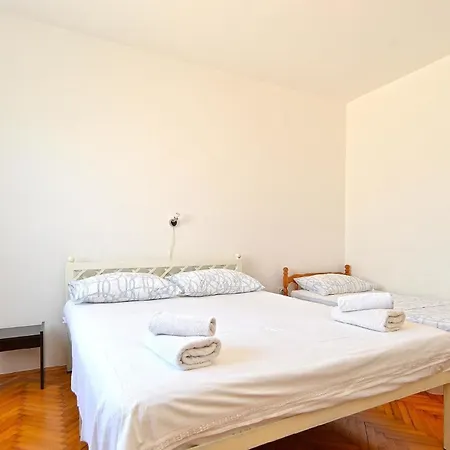 Fuer 5 Personen Ca 50 Qm In Valbandon, Istrien Istrische Riviera *