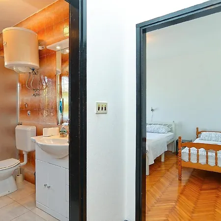 Fuer 5 Personen Ca 50 Qm In Valbandon, Istrien Istrische Riviera *